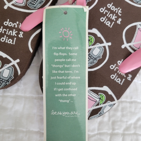 Don't Drink & Dial Flip Flops Sandals M 7-8 NWT Be As You Are - Picture 3 of 10